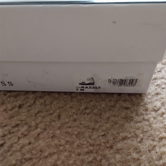 Guess Sandals - Picture 3 of 5